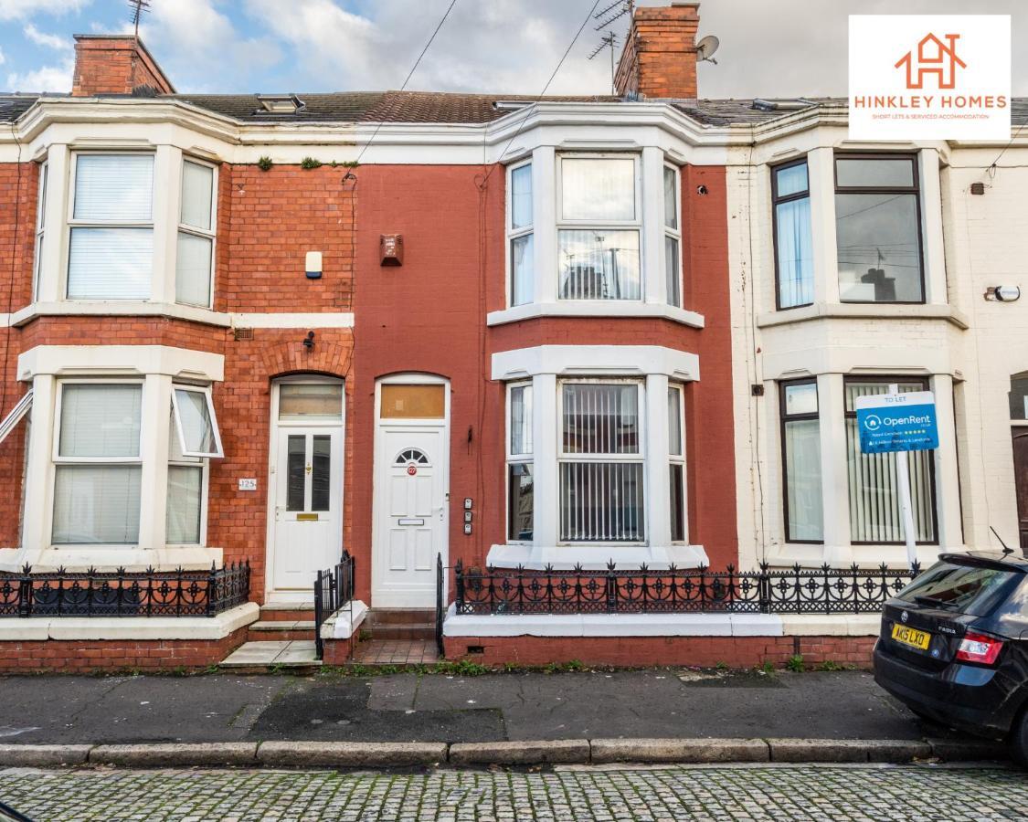 Supersized House 6 Beds Sleeps 14 W Garden & Carpark By Hinkley Homes Short Lets & Serviced Accommodation Liverpool Exterior photo